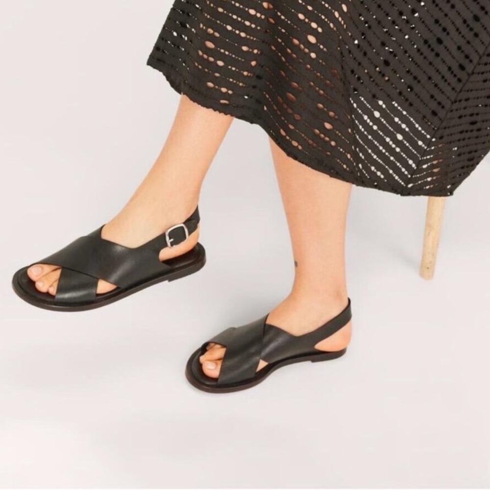 EVERLANE Black leather City Crossover Sandal, NWT/NIB Size 7.5